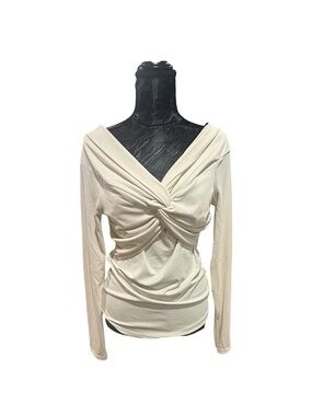 JustFab Cream Twist-Front Ribbed Long Sleeve Top
